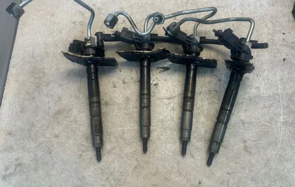 Audi Q5 SQ5 8R Fuel injectors set 03L130277 0445116030