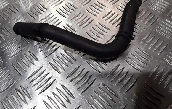 Volkswagen PASSAT B6 Engine coolant pipe/hose 1K0121096C