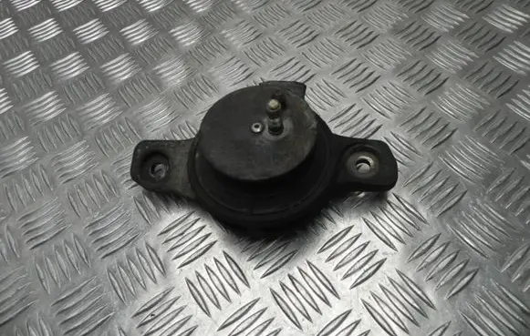 Subaru Legacy Engine mount bracket VD12024
