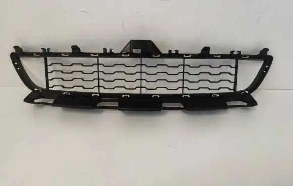 Front bumper lower grill