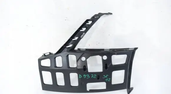 Skoda Octavia Mk3 (5E) Front bumper mounting bracket 5E0807055F