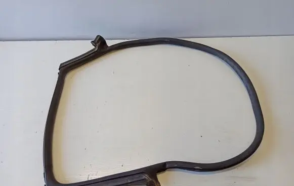 Porsche Taycan 9J1 Rubber seal rear door window/glass 