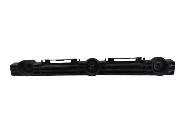 Tesla Model S Fender mounting bracket 100369200C