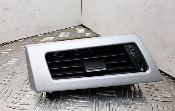 BMW 5 E60 E61 Dashboard side air vent grill/cover trim 6951051 6910731 64226910731