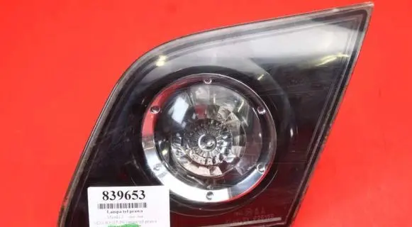 Mazda 3 I Rear/tail lights P2913R