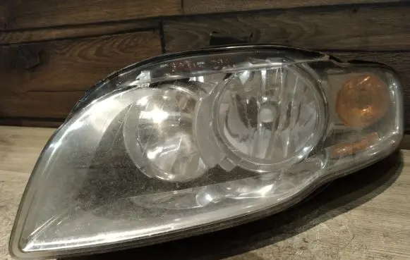 Audi A4 S4 B7 8E 8H Headlight/headlamp 8E0941003AK 0301219601