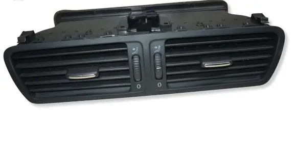 Volkswagen PASSAT B6 Dash center air vent grill 3C1819728F