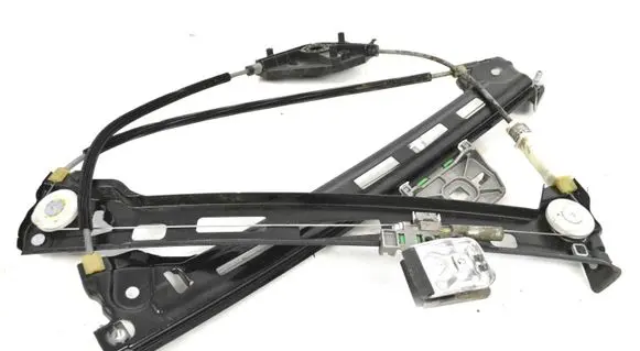 Volkswagen PASSAT CC Front door electric window regulator 3C8837461J