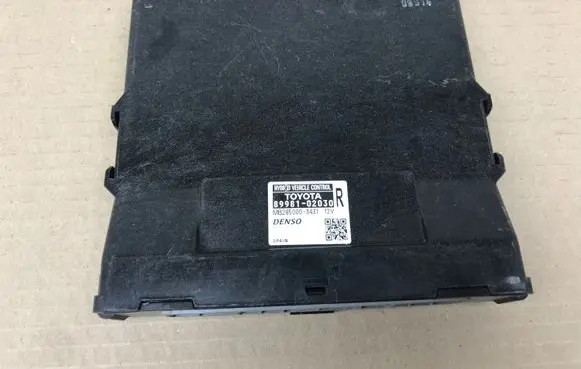 Toyota Auris E180 Other control units/modules 8998102030