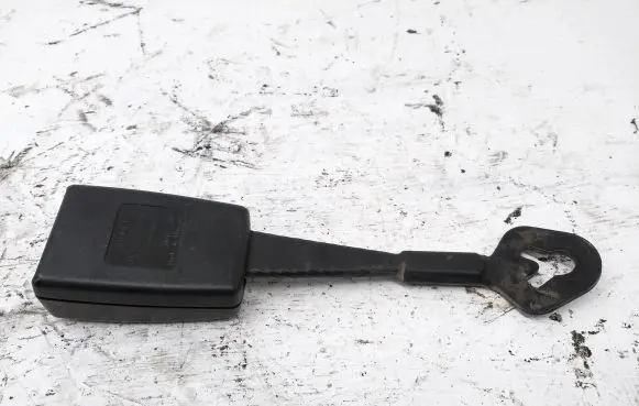 Audi A4 S4 B6 8E 8H Front seatbelt buckle 8E0857755C