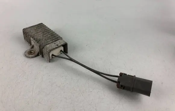 Subaru Outback Day light relay 
