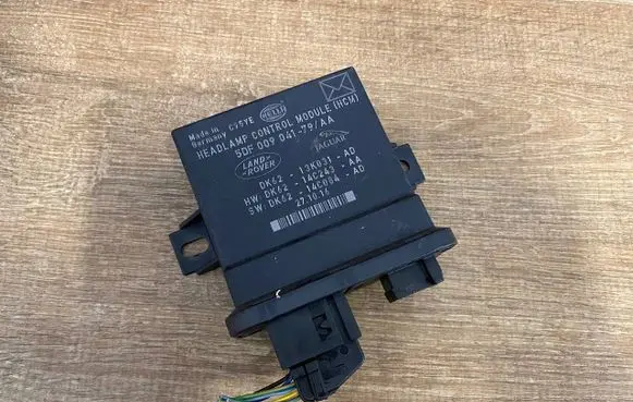 Land Rover Discovery Sport Light module LCM DK62-13K031-AD DK6213K031AD DK62-13K031
