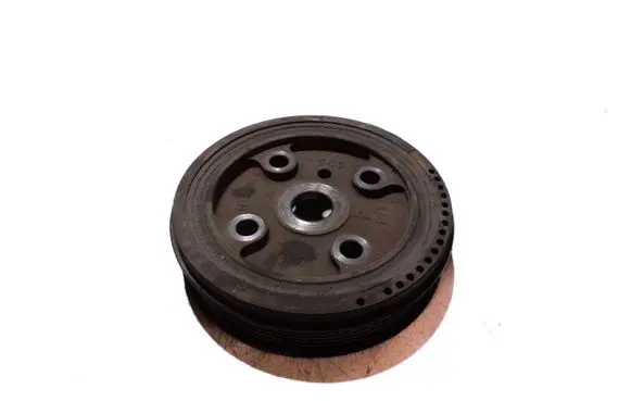 Volvo XC70 Crankshaft pulley 30637335