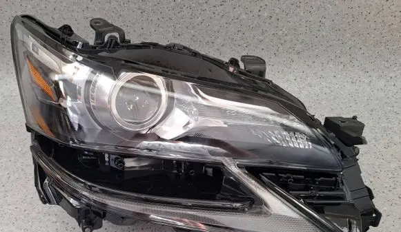 Lexus GS 250 350 300H 450H Headlight/headlamp 8115030N60 15031012140