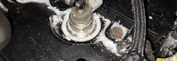 Opel Zafira B Fuel injector 