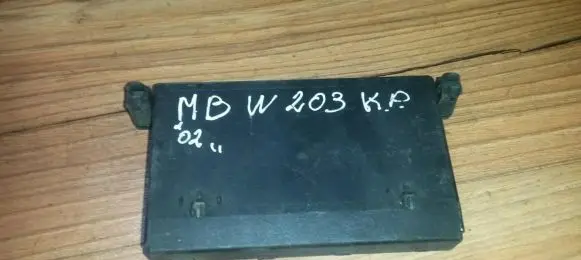 Mercedes-Benz C W203 Other control units/modules 2038201585 351321