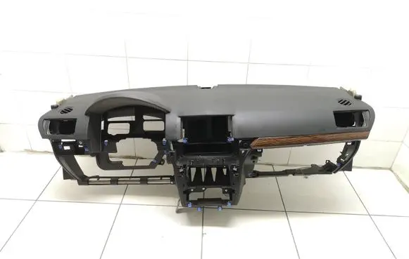 Opel Astra H Dashboard 13124852 331985437