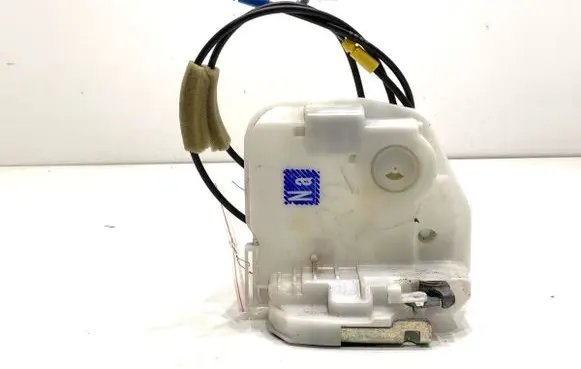 Mitsubishi Eclipse Cross Front door lock 
