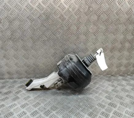 BMW i3 Brake booster 6799927