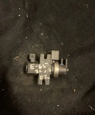 BMW 7 E65 E66 Turbo solenoid valve 7796634