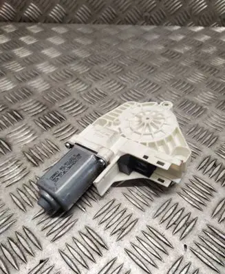 Audi Q7 4L Front door window regulator motor 8K0959801A 965576 130440261162