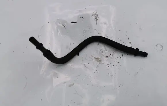 Chevrolet Captiva Fuel line pipe NOCODE