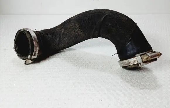 Audi A4 S4 B8 8K Intercooler hose/pipe 8K0145709E