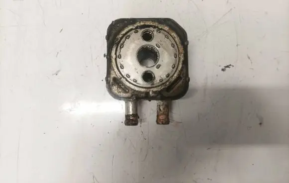 Engine oil radiator