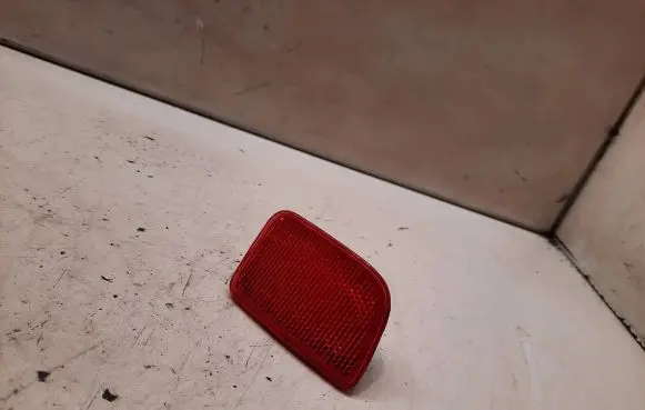Rear tail light reflector