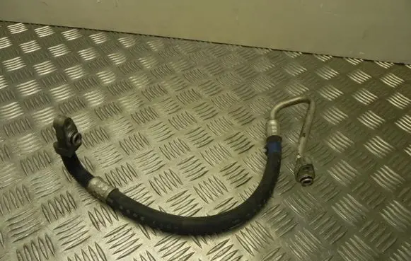Toyota Prius (XW30) Air conditioning (A/C) pipe/hose TT11HP VD16940