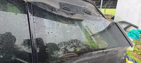 BMW i3 Rear side window 7288191 43R006723