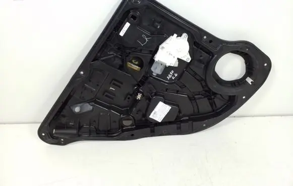 Mercedes-Benz GL X166 Rear window lifting mechanism without motor A1667300179