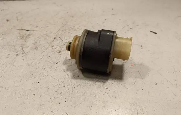 BMW 5 F10 F11 Fuel filter heater 8517902