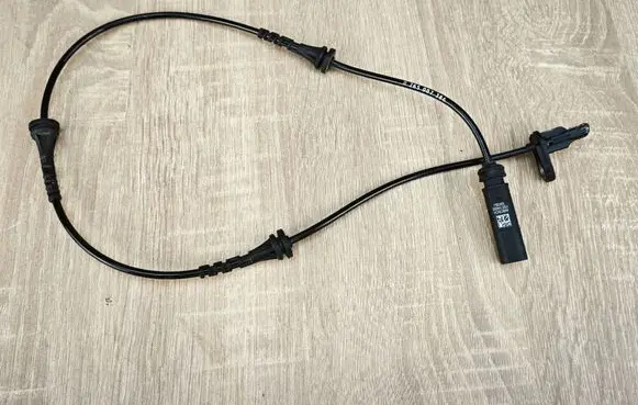 BMW X6 G06 ABS brake wheel speed sensor 6895655