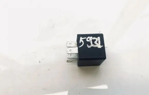 Opel Zafira A Other relay 90464760