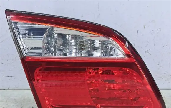 Nissan Maxima Rear/tail lights