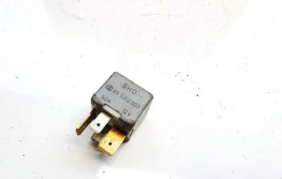 Volkswagen PASSAT B5.5 Other relay 8D0951253 899312000
