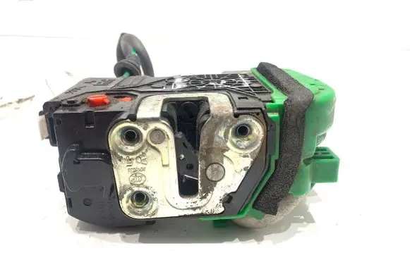 Hyundai i40 Rear door lock 814203Z000