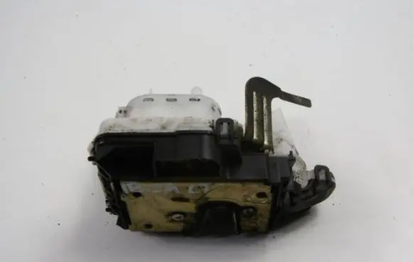 Seat Ibiza II (6k) Rear door lock 1HM862153A