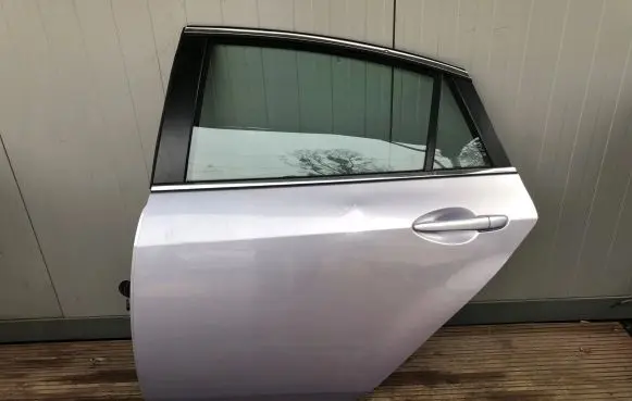 Mazda 6 Rear door