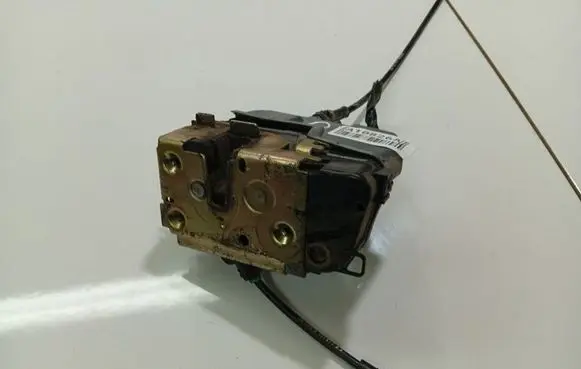 Renault Espace - Grand espace IV Front door lock