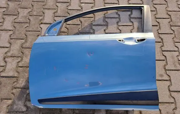 Hyundai i10 Front door