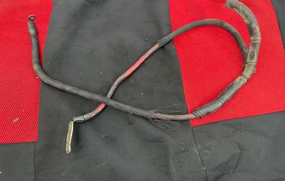 Alfa Romeo 159 Positive cable (battery) 