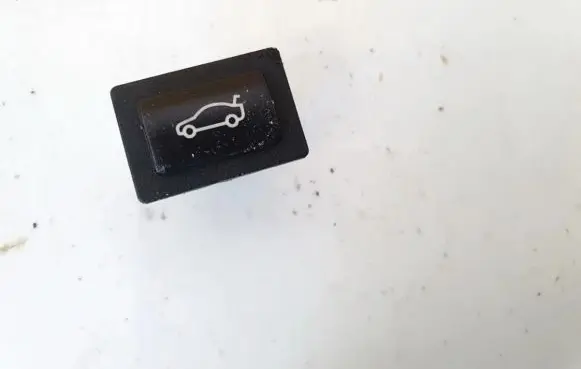 BMW 5 E60 E61 Tailgate opening switch 6921846 0906OK