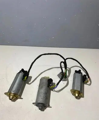 Volvo XC90 Seat adjustment motor 0130002532 198397103 120702S