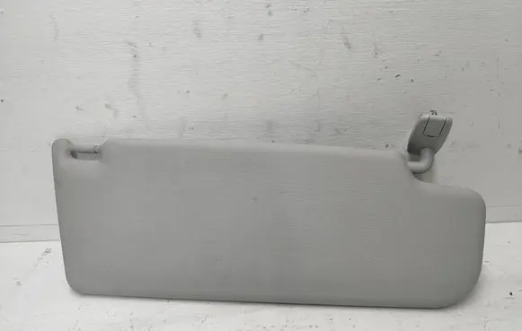 Sun visor