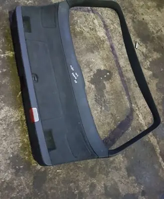 Audi A4 S4 B7 8E 8H Tailgate/boot cover trim set 