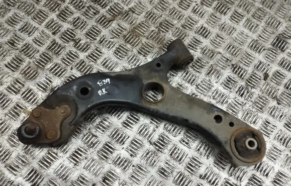 Toyota C-HR I Front lower control arm/wishbone