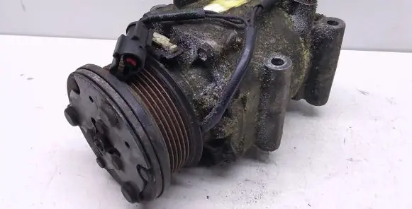 Ford Focus Air conditioning (A/C) compressor (pump)