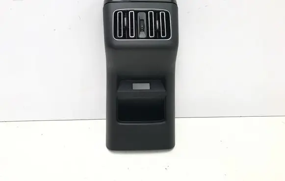 Rear air vent grill